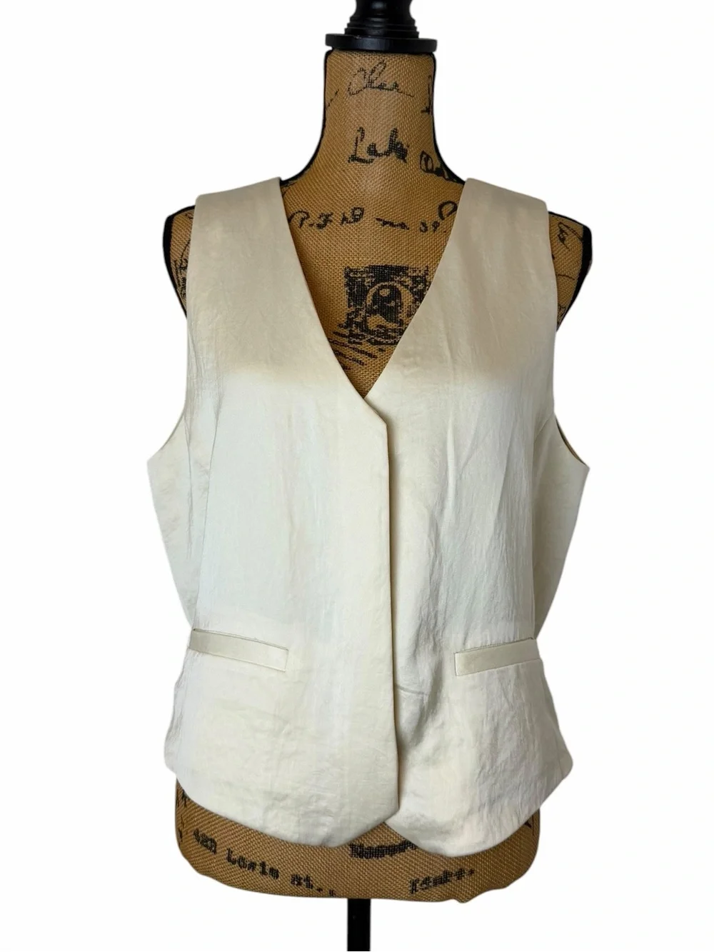 Madewell Ivory Satin Vest Size 14 Sleeveless Tailored Minimalist Quiet Luxury - Picture 2 of 5